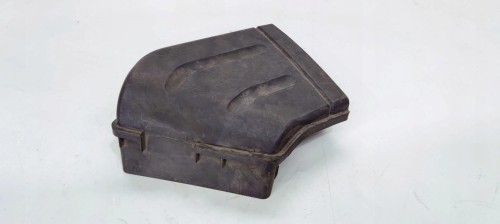 DOLOT WLOT POWIETRZA AUDI A4 B7 8E0129617D
