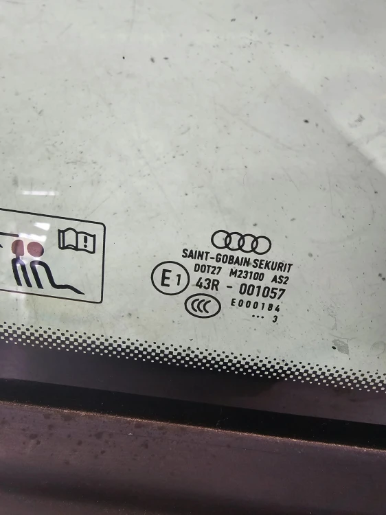 SZYBA KAROSERYJNA MAT AUDI A1 8X3 3-DRZWI PRAWY TYŁ 2013R