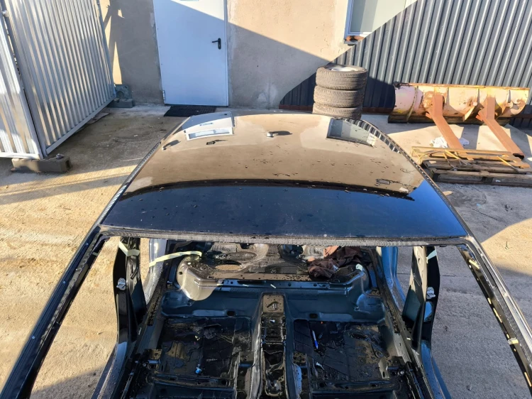 DACH ĆWIARTKA AUDI A3 8V SEDAN DŁUGIE SŁUPKI ORYGINAŁ !!!