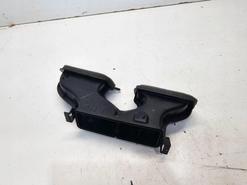 KIEROWNICA POWIETRZA WLOT KANAŁ AUDI Q5 80A FY 80B819723