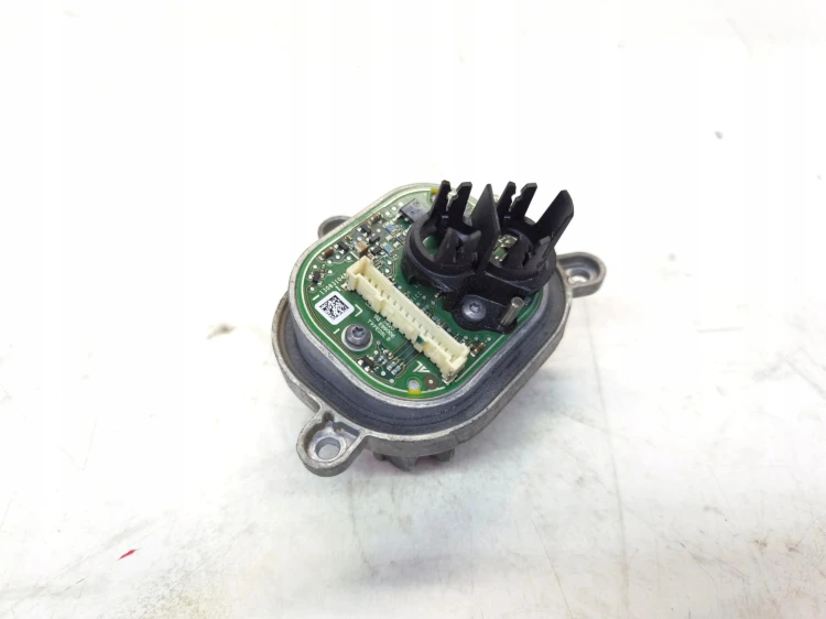 PRZETWORNICA MODUŁ LED REFLEKTORA PRAWY AUDI A4 B9 A5 8W 1305715396