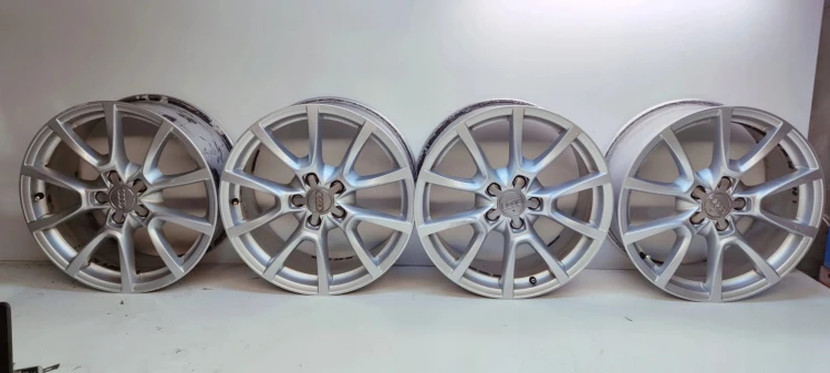 FELGA FELGI KOMPLET AUDI A4 A5 Q5 A6 8J R18 ET39 8R0601025C