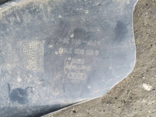 OSŁONA PODWOZIA AUDI A4 B6 B7 LEWA 8E0825219F
