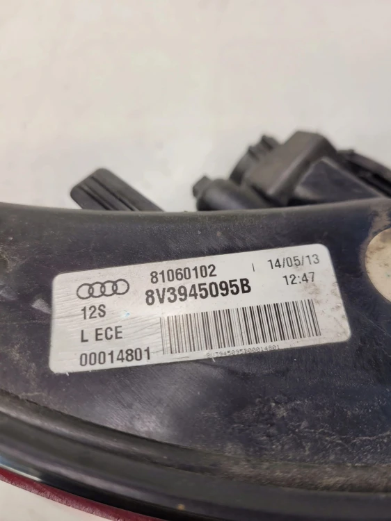 LAMPA LEWY TYŁ AUDI A3 8V 3 DRZWI 8V3945095B