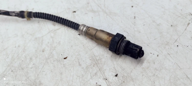CZUJNIK TEMPERATURY SPALIN SONDA LAMBDA 057906262