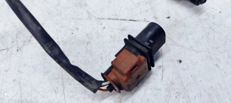 CZUJNIK TEMPERATURY SPALIN SONDA LAMBDA 057906262