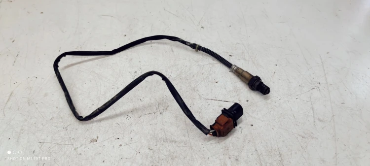 CZUJNIK TEMPERATURY SPALIN SONDA LAMBDA 057906262