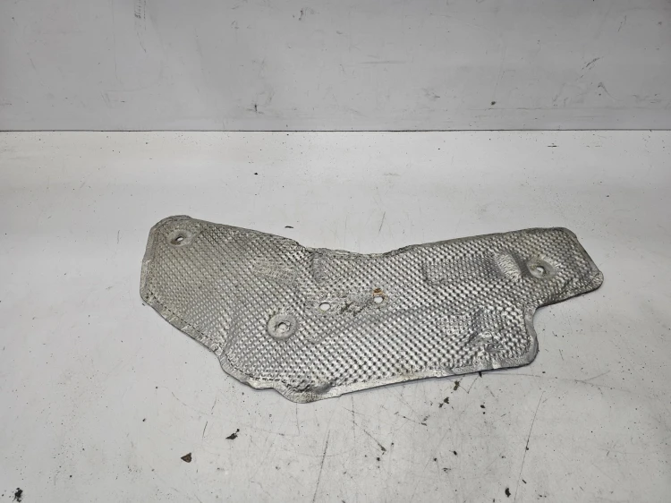 OSŁONA TERMICZNA PRAWA AUDI Q5 8R 8R0804162A
