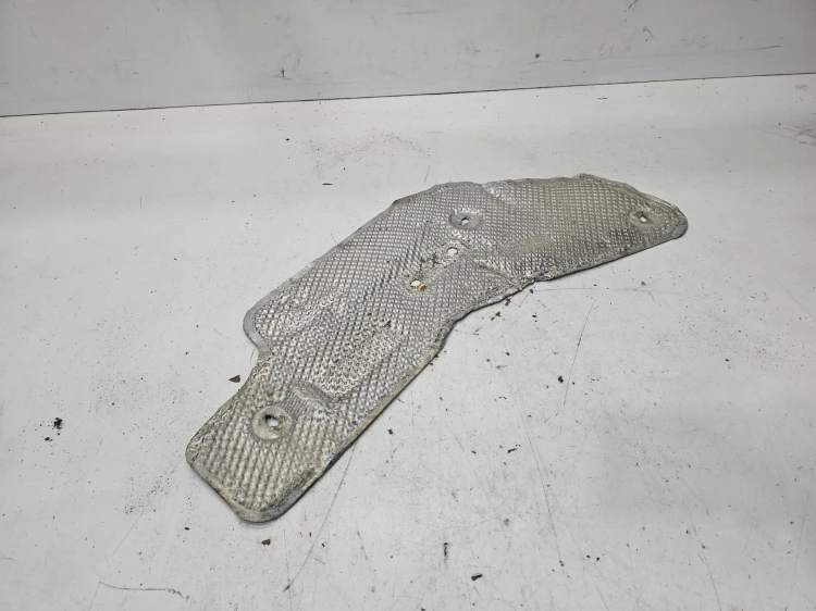OSŁONA TERMICZNA PRAWA AUDI Q5 8R 8R0804162A