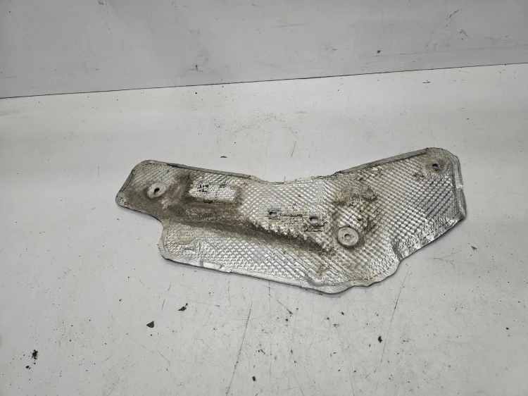 OSŁONA TERMICZNA PRAWA AUDI Q5 8R 8R0804162A
