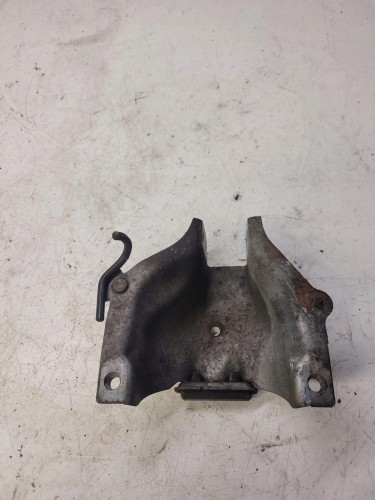 OSŁONA PODUSZKI SILNIKA LEWA AUDI A4 A5 8K0399059