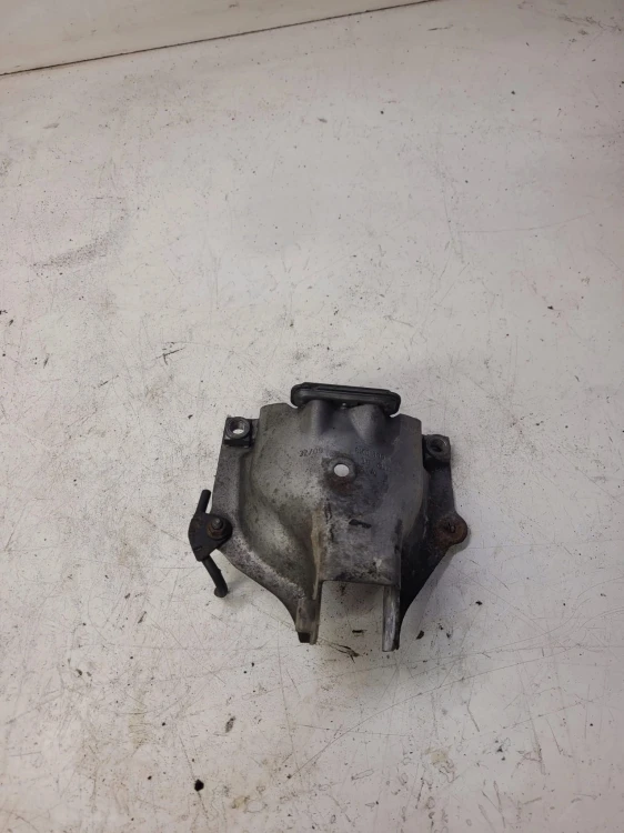 OSŁONA PODUSZKI SILNIKA LEWA AUDI A4 A5 8K0399059