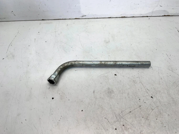 KLUCZ DO KÓŁ AUDI VW SKODA A1 A3 A3 A4 A5 A6 ITD 7L0012219