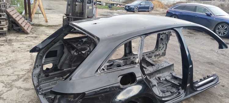 ĆWIARTKA DACH POSZYCIE DACHU AUDI A4 B9 AVANT KOMBI LY9T