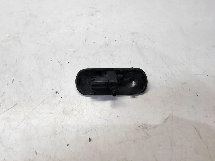 DYSZA SPRYSKIWACZA PRAWA AUDI A1 8X LIFT 8X0955988E