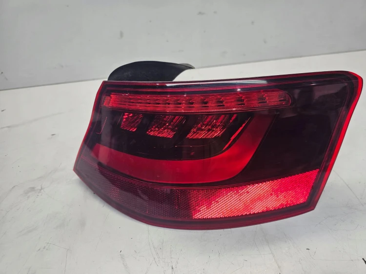 LAMPA PRAWY TYŁ AUDI A3 8V 3 DRZWI 8V3945096D LED