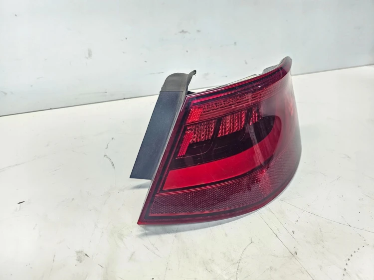 LAMPA PRAWY TYŁ AUDI A3 8V 3 DRZWI 8V3945096D LED