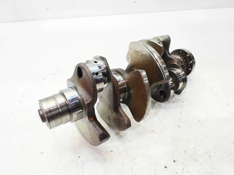 WAŁ KORBOWY AUDI A4 A5 A6 C7 A7 Q7 3.0 TFSI CRE 06E101AK FR R6ED 2/26