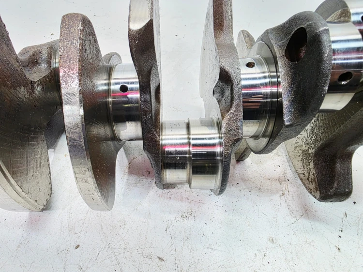 WAŁ KORBOWY AUDI A4 A5 A6 C7 A7 Q7 3.0 TFSI CRE 06E101AK FR R6ED 2/26