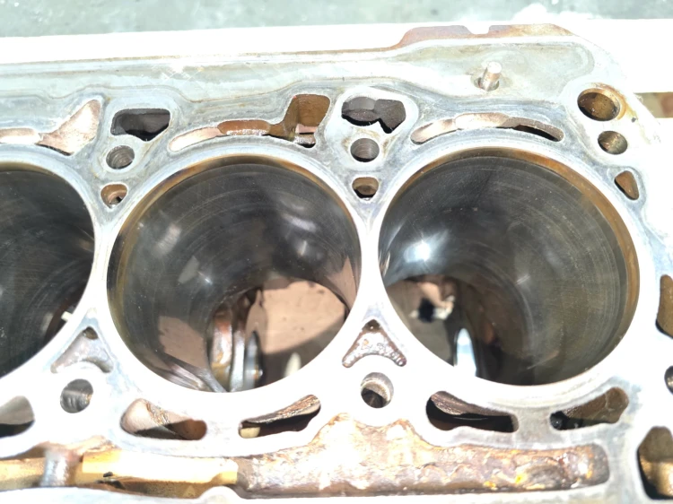 BLOK SILNIKA AUDI A4 B9 A5 Q5 FY 2.0 TFSI DAY 06K103023E 7/26