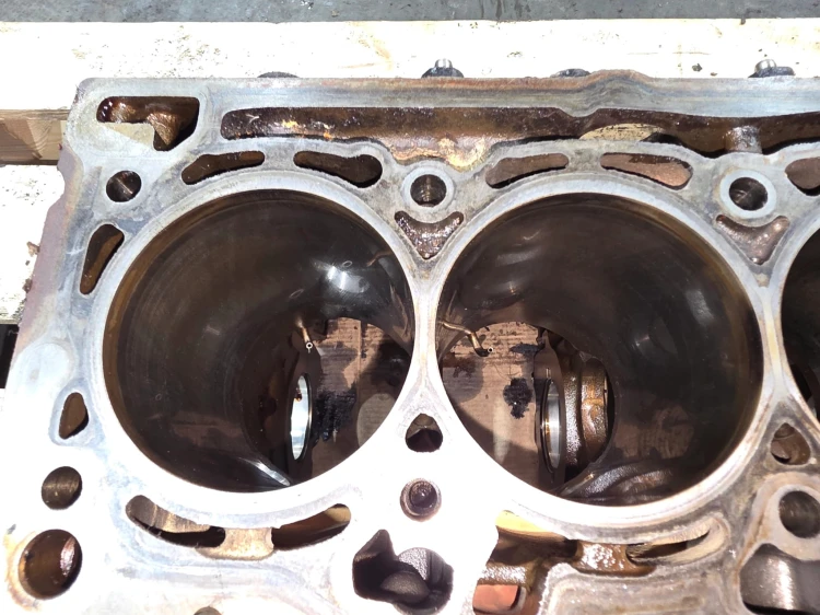 BLOK SILNIKA AUDI A4 B9 A5 Q5 FY 2.0 TFSI DAY 06K103023E 7/26