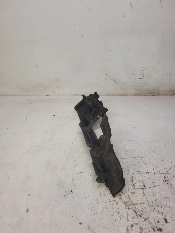 KIEROWNICA POWIETRZA LEWA AUDI A1 8X 8X0121283D