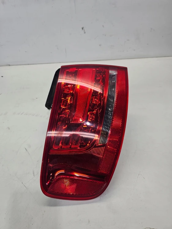 LAMPA LEWY TYŁ W BŁOTNIK AUDI A4 B8 8K5945095K LED