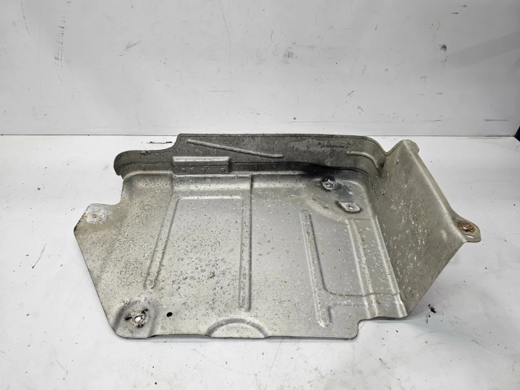 OSŁONA TERMICZNA AUDI A3 8P R32 QUATTRO 1K0825701E