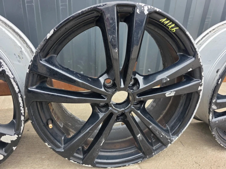 FELGA FELGI VW AUDI A3 A4 A6 ITP 7.5J R18 ET51 8V0601025BL 11/26 KOMPLET