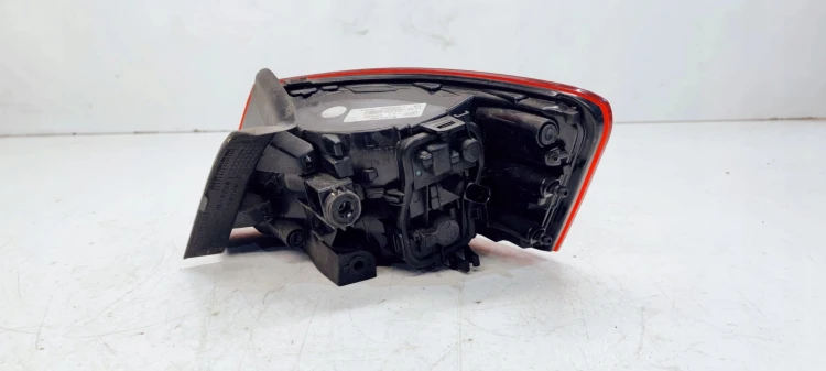 LAMPA LEWY TYŁ AUDI A3 8V 3 DRZWI 8V3945095C