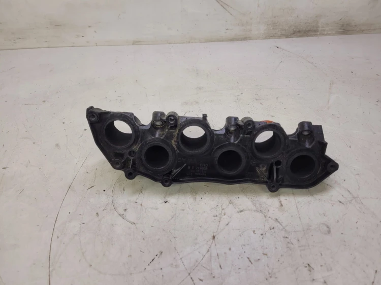 KOLEKTOR SSĄCY AUDI A4 A6 A7 Q7 3.0 TDI 059129765