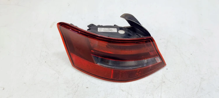 LAMPA LEWY TYŁ AUDI A3 8V 3 DRZWI 8V3945095C