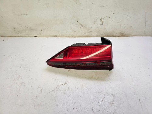 LAMPA LEWY TYŁ W KLAPĘ AUDI A6 C8 4K5945075