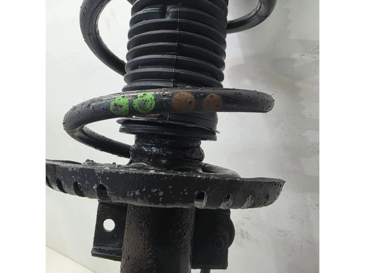 ZWROTNICA PRAWA KOMPLETNA AUDI A1 8X VW SKODA 6R0413031AR 6R0407152F R*2*