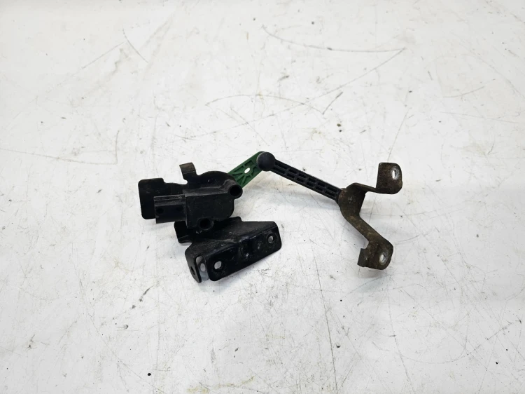CZUJNIK POZIOMOWANIA ŚWIATEŁ AUDI A3 8V VW 5Q0907503 5Q0512521J