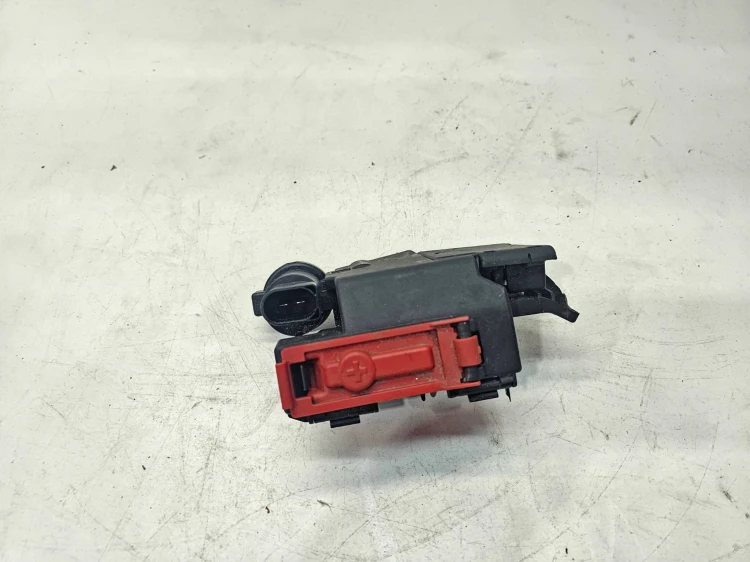 ROZDZIELACZ PRĄDU KLEMA + AUDI Q5 80A FY 80A941823A 8W0941824AQ