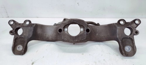MOCOWANIE ŁAPA PODPORA SKRZYNI BIEGÓW AUDI A4 B6 B7 8E0399263S