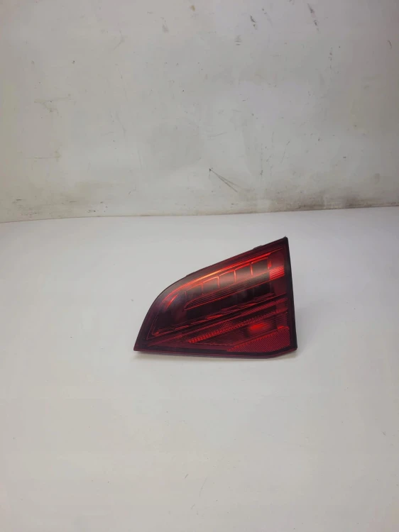 LAMPA PRAWY TYŁ AUDI A4 B8 KOMBI LED 8K9945094B