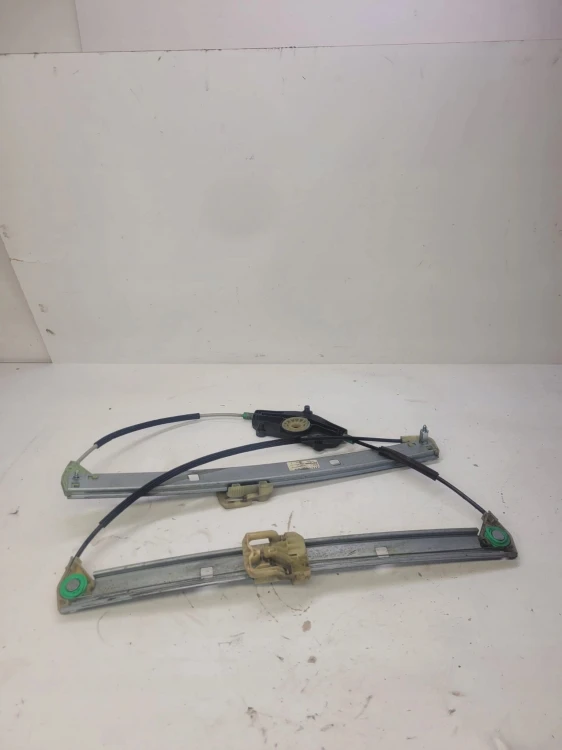 MECHANIZM SZYBY LEWY PRZÓD AUDI Q5 8R0837461B