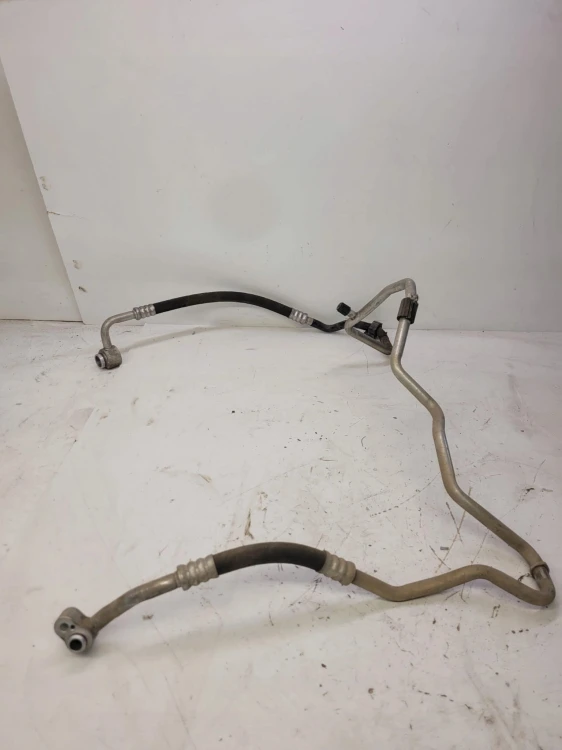 WĄŻ PRZEWÓD KLIMATYZACJI AUDI VW 6R2820743AF UK