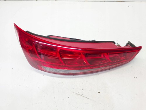 LAMPA LEWY TYŁ AUDI Q3 8U 8U0945093 ZWYKŁA NA ŻARÓWKI
