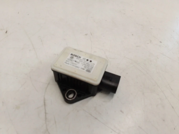 CZUJNIK MODUŁ SENSOR ESP AUDI A4 A5 Q5 8K0907637C