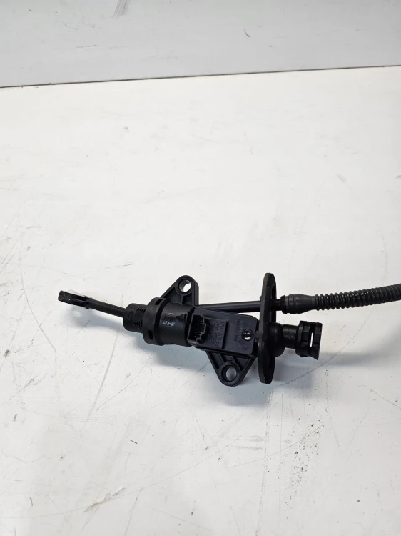 POMPKA POMPA SPRZĘGŁA AUDI VW SEAT 5Q0721388G