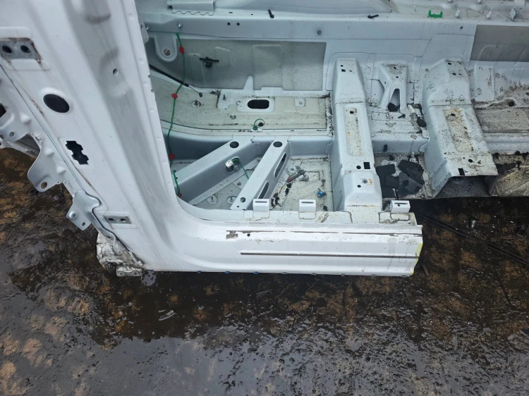 ĆWIARTKA PRÓG BOK LEWA STRONA SŁUPEK A AUDI Q5 80A FY ORYGINAŁ !!!