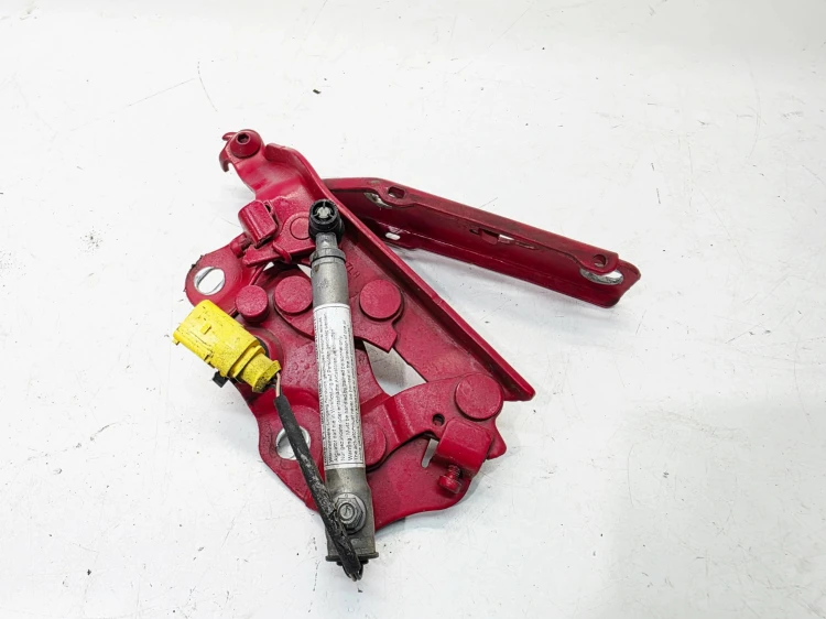 ZAWIAS MASKI LEWY + NABÓJ AUDI A3 8V LIFT 8V0823301F 8V0823823F LY3U