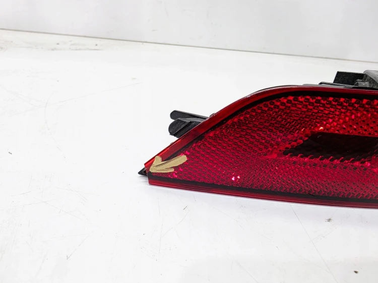 LAMPA LEWY TYŁ W ZDERZAK AUDI Q5 FY 80A945069A