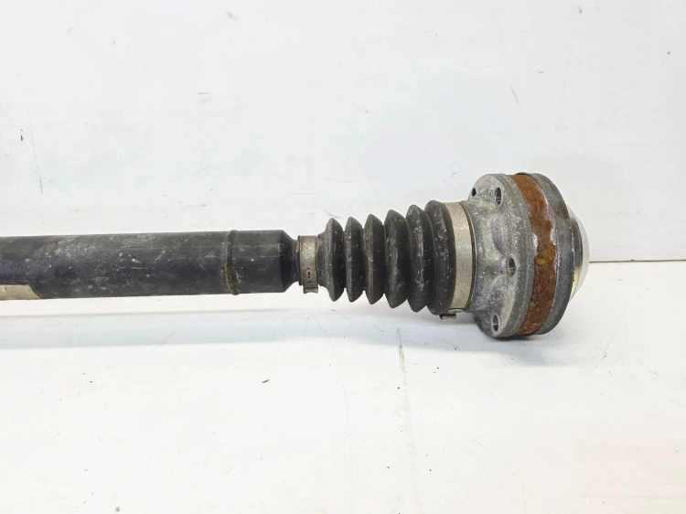 PÓŁOŚ PRAWY PRZÓD AUDI Q3 8U 2.0 TDI 5N0407762F