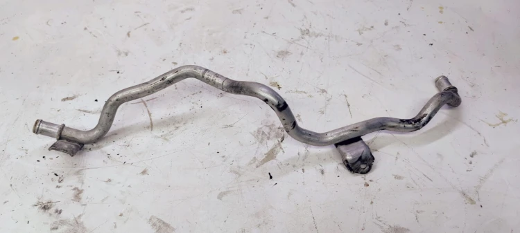 WĄŻ PRZEWÓD WODY ALUMINIOWY AUDI A8 D4 4H0121400T