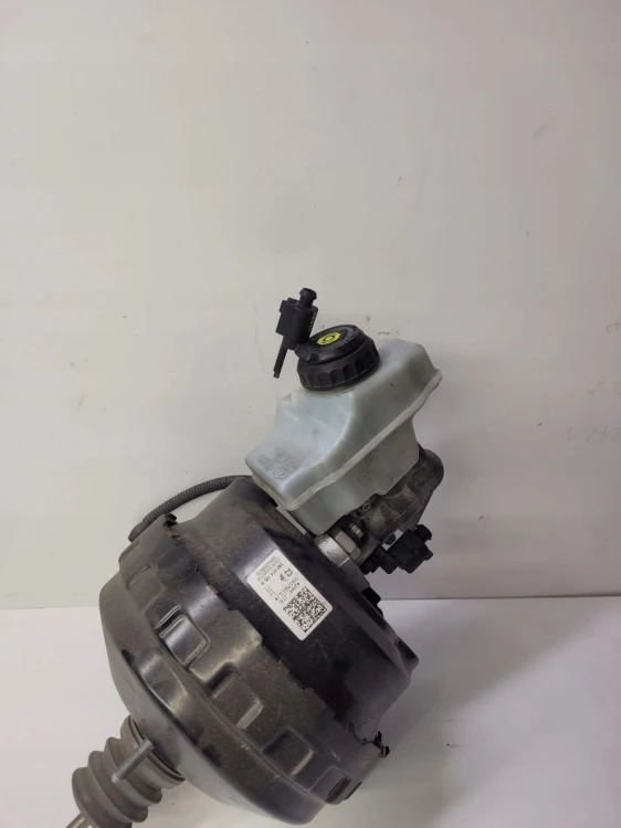 POMPA HAMULCOWA SERWO AUDI A1 A3 Q3 VW 5N2614105H