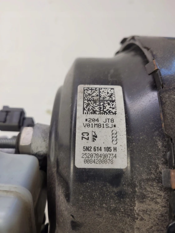 POMPA HAMULCOWA SERWO AUDI A1 A3 Q3 VW 5N2614105H